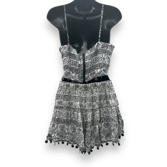 LF Millau Black & White Printed Embellished Coin Pom Tank & Shorts Set Size M - Picture 2 of 10